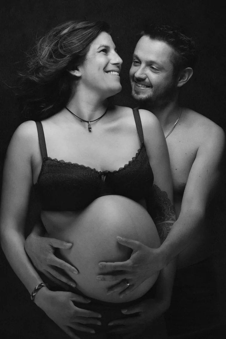 Photo de maternité en couple à Dol-de-Bretagne